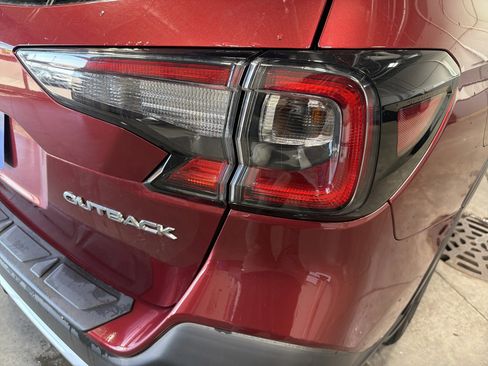 Used 2020 Subaru Outback Limited AWD/4WD image 16