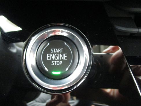 Used 2025 Buick Envision Sport Touring image 18