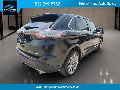 Used 2017 Ford Edge Titanium w/ Equipment Group 301A FWD image 5