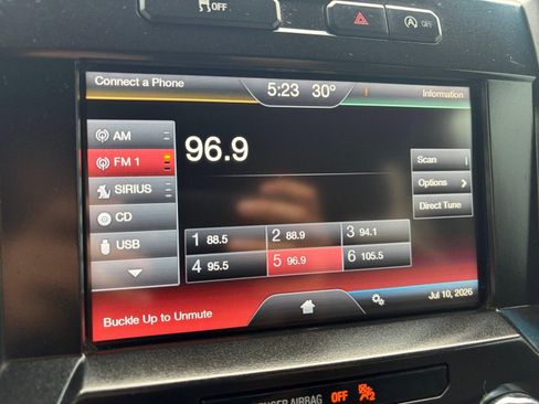 Used 2015 Ford F150 XLT w/ Equipment Group 302A Luxury AWD/4WD image 22
