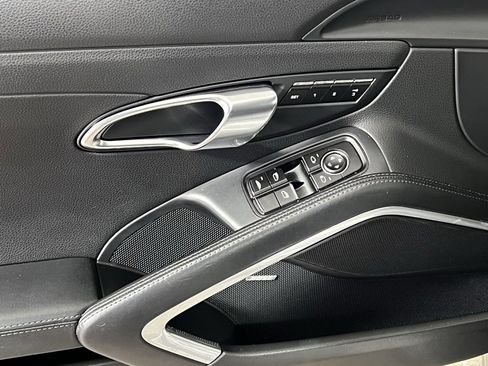 Used 2013 Porsche 911 Carrera image 31