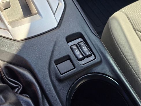 Used 2022 Subaru Impreza Premium AWD/4WD image 23