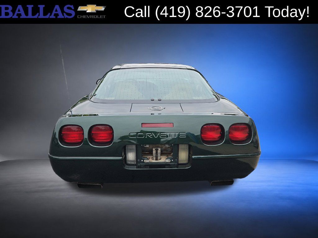 Used 1996 Chevrolet Corvette Coupe RWD image 7
