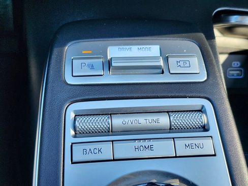 Used 2025 Genesis GV70 3.5T Sport w/ Sport Advanced Package image 24