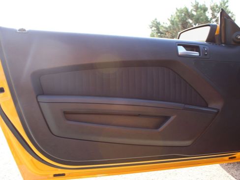 Used 2013 Ford Mustang Boss 302 w/ Boss 302 Accessory Pkg image 40