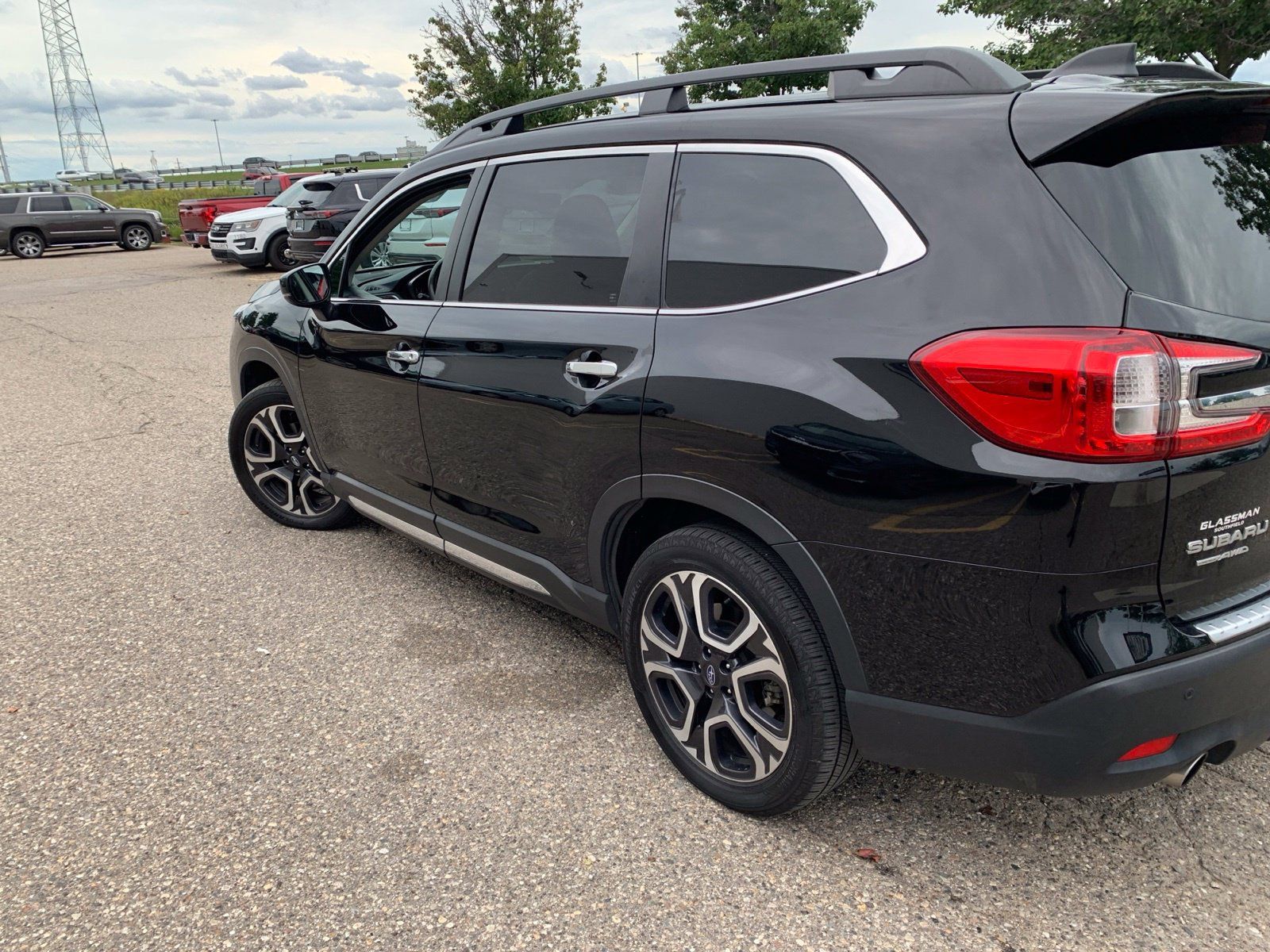 Used 2024 Subaru Ascent Touring AWD/4WD image 5