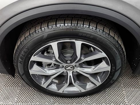 Used 2023 Acura MDX SH-AWD w/ Technology Package image 17