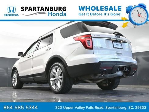 Used 2015 Ford Explorer Limited w/ Equipment Group 302A AWD/4WD image 44