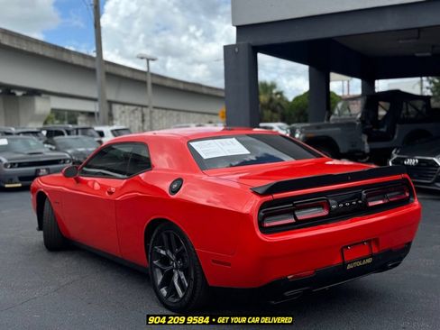 Used 2021 Dodge Challenger R/T w/ Blacktop Package RWD image 6