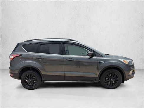 Used 2018 Ford Escape SE AWD/4WD image 4