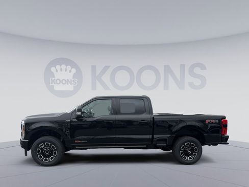 New 2026 Ford F250 Platinum image 2