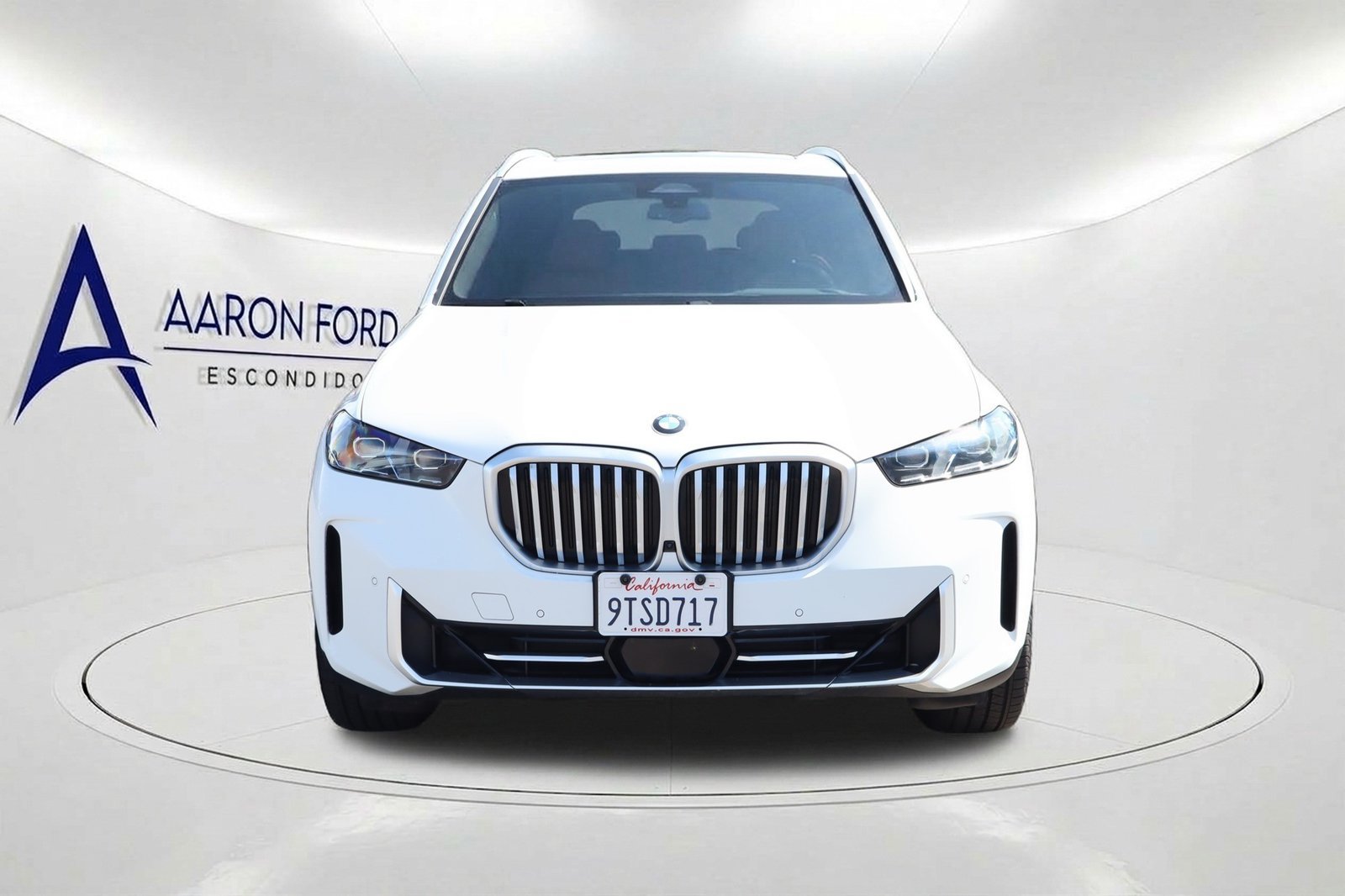 Used 2026 BMW X5 xDrive40i AWD/4WD image 2