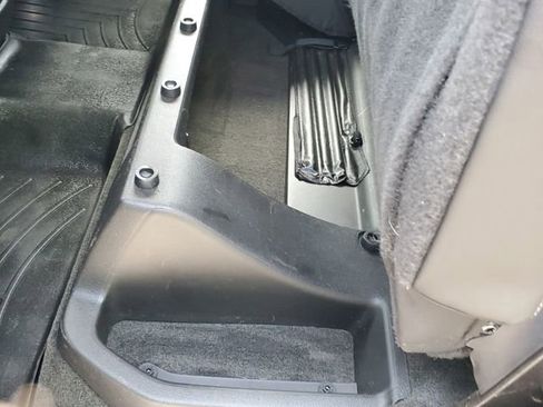 Used 2018 Chevrolet Colorado Z71 image 38