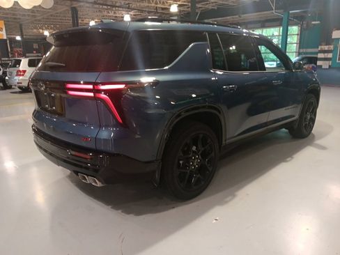 Used 2026 Chevrolet Traverse RS w/ LPO, Floor Liner Package AWD/4WD image 6