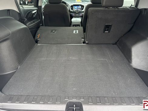 Certified 2024 GMC Terrain SLE w/ Driver Convenience Package image 17