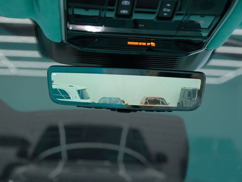 Used 2026 Land Rover Range Rover Long Wheelbase SE image 66