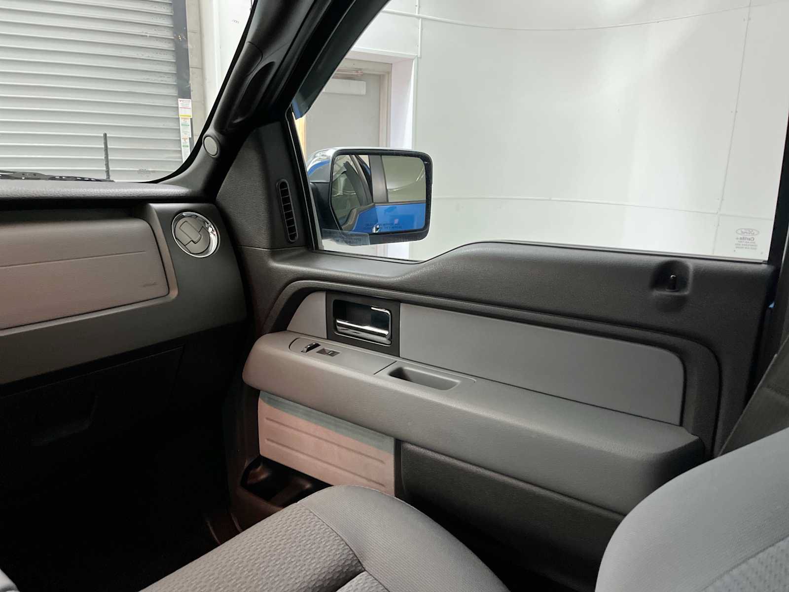 Used 2013 Ford F150 XLT w/ Luxury Equipment Group AWD/4WD image 11
