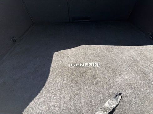 Used 2019 Genesis G70 3.3T Advanced w/ Prestige Package image 10