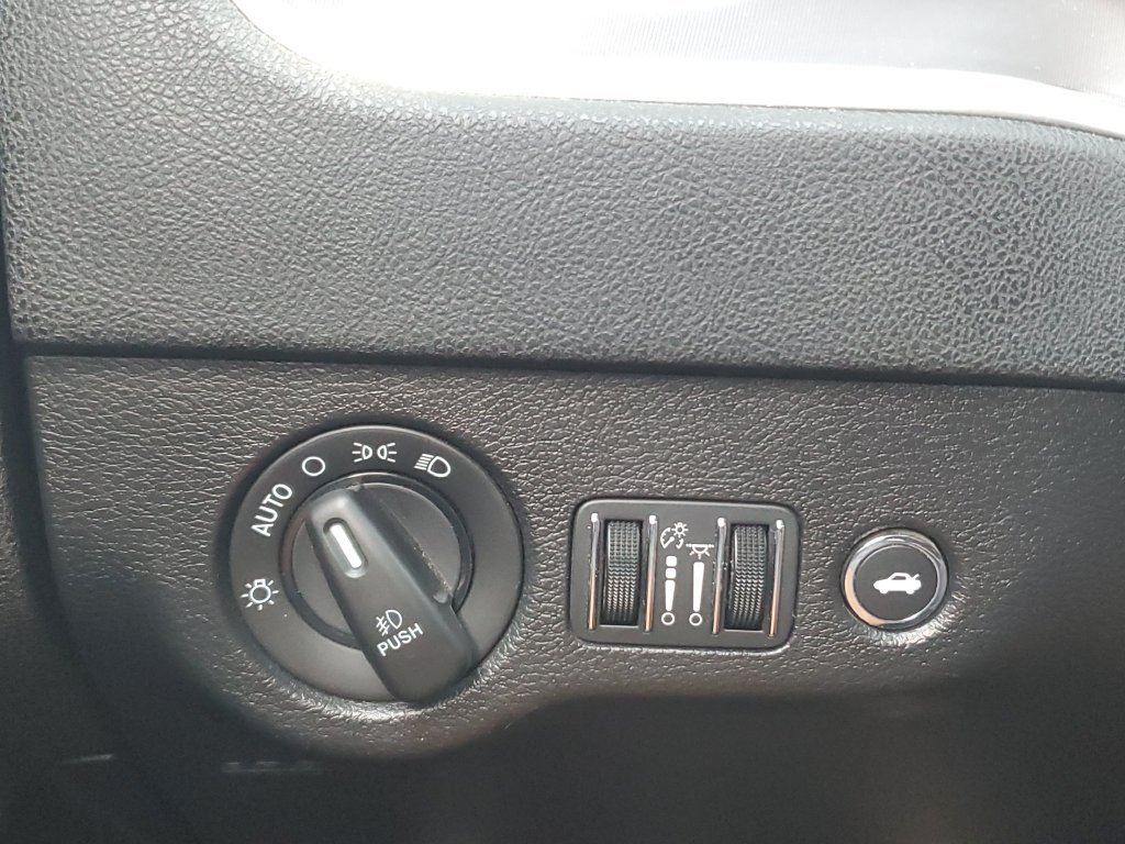 Certified 2022 Dodge Charger R/T RWD image 20