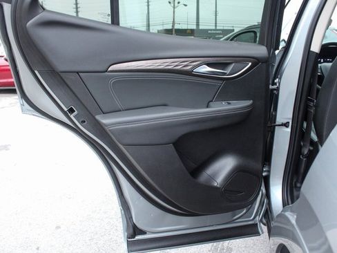 Used 2023 Buick Envision Avenir image 34