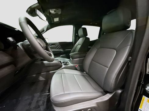 New 2026 Chevrolet Colorado Trail Boss AWD/4WD image 24
