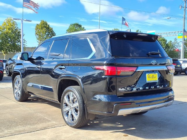 Used 2024 Toyota Sequoia Capstone AWD/4WD image 23