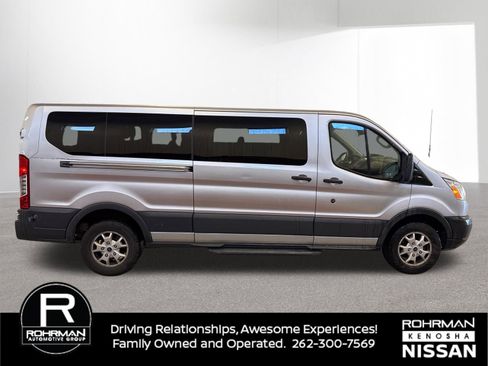 Used 2015 Ford Transit 350 XLT RWD image 9