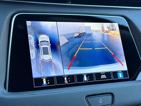 Certified 2022 Cadillac XT4 Premium Luxury w/ Enhanced Visibility Package image 21