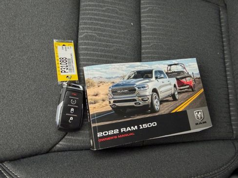 Used 2022 RAM 1500 Big Horn AWD/4WD image 21