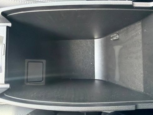 Used 2021 Ford Escape Titanium AWD/4WD image 37