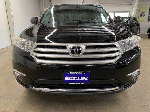 Used 2011 Toyota Highlander Limited AWD/4WD image 7