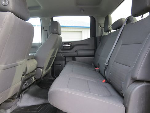 Used 2020 Chevrolet Silverado 1500 LT image 15