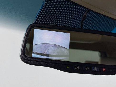 Used 2010 GMC Yukon SLT w/ SLT-2 Equipment Package image 13