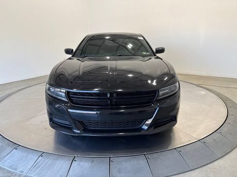 Used 2021 Dodge Charger SXT w/ Blacktop Package RWD image 2