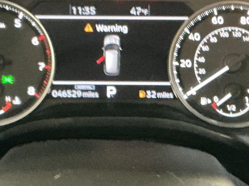 Used 2024 Mitsubishi Outlander SE image 20