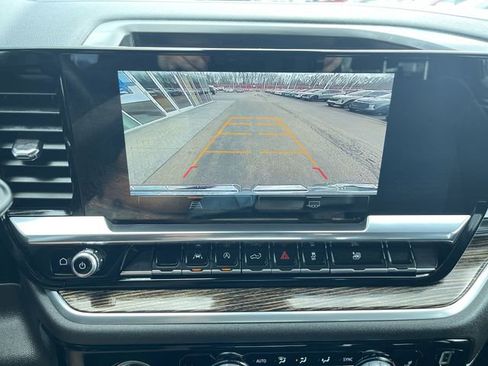 Used 2024 GMC Sierra 1500 Elevation image 15