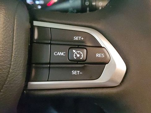 Used 2025 Jeep Compass Latitude w/ Altitude Special Edition image 30