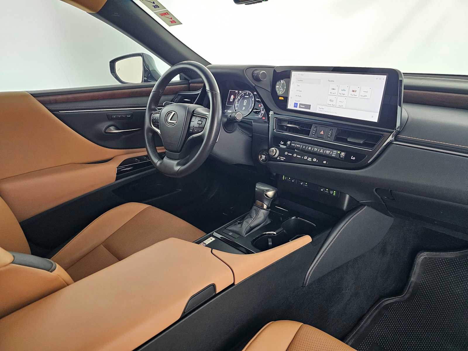 Certified 2024 Lexus ES 350 w/ Premium Package FWD image 11
