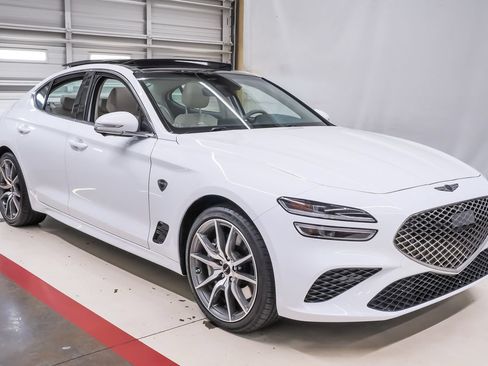 Certified 2026 Genesis G70 2.5T Prestige RWD image 5