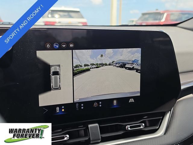 Used 2025 Chevrolet Equinox LT w/ Convenience Package II FWD image 24