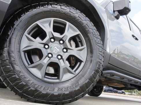 Used 2024 Lexus GX 550 image 12