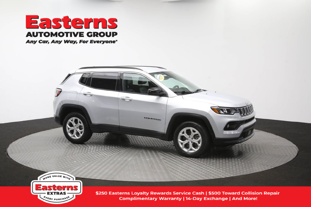 Used 2024 Jeep Compass Latitude AWD/4WD image 48