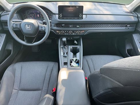 Used 2023 Honda Accord EX image 19