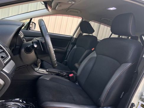 Used 2017 Subaru Crosstrek 2.0i Premium w/ Popular Package #2 image 12