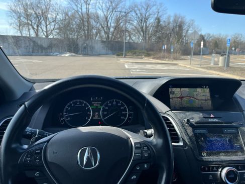 Used 2017 Acura RDX AWD w/ Advance Package image 12