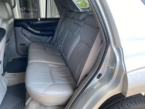 Used 2004 Toyota 4Runner Limited AWD/4WD image 12