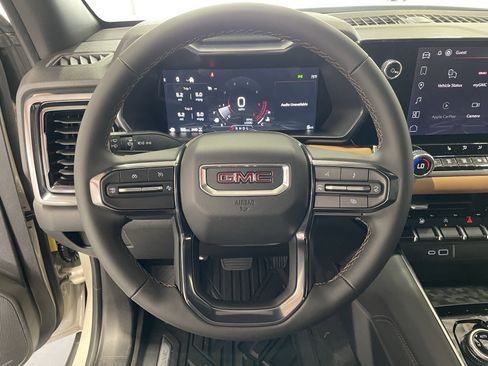 New 2026 GMC Canyon AT4 image 15