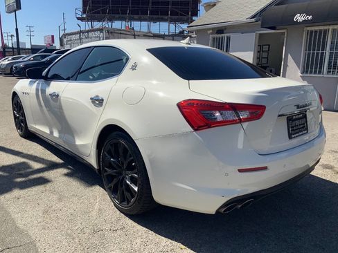 Used 2019 Maserati Ghibli RWD image 3