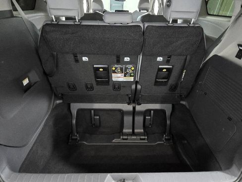 Used 2024 Toyota Sienna XLE w/ XLE Plus Package AWD/4WD image 28