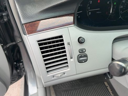 Used 2008 Toyota Avalon Limited FWD image 16